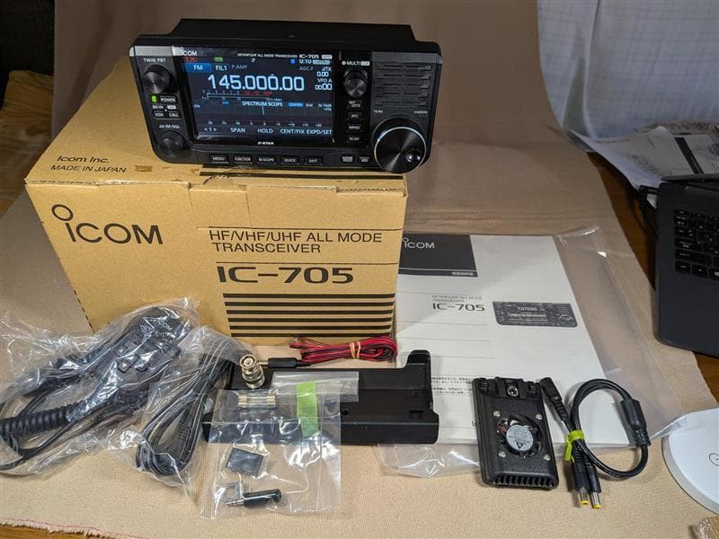トランシーバー ICOM IC-705