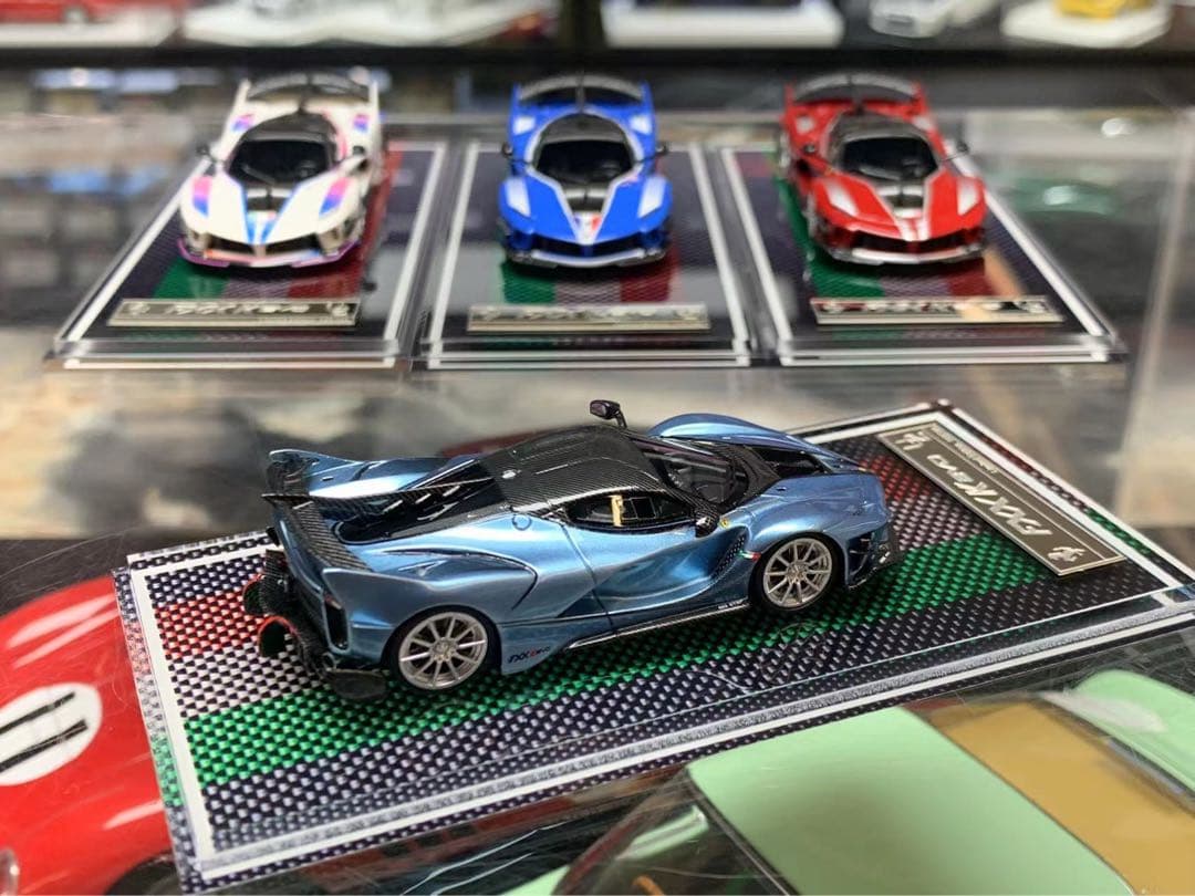 u2 1/64 フェラーリ FXXK evo アイスブルー