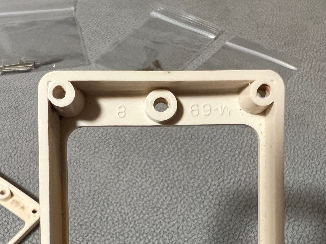 DMC M69エスカッション vintage maniacs area59