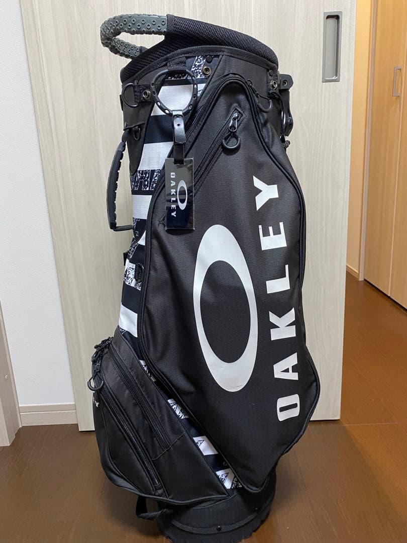 OAKLEY ゴルフバッグ・キャディバッグ