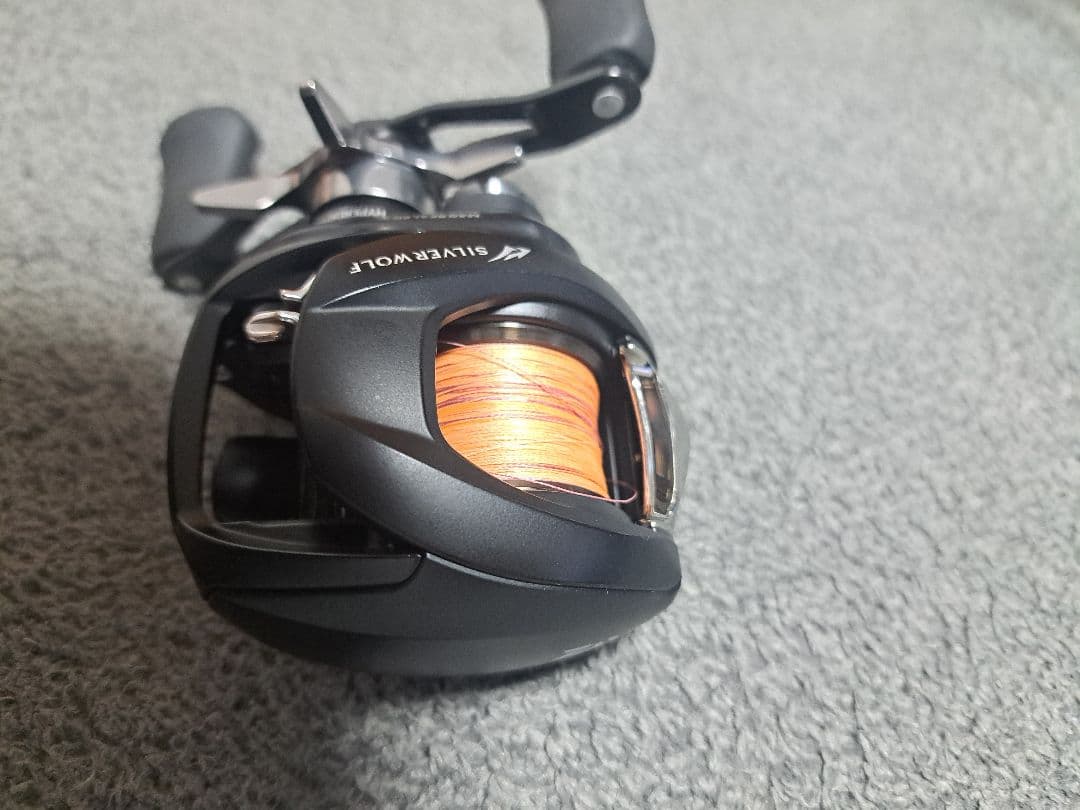 美品 シルバーウルフ 1000XH sv tw ダイワ ベイト PEスペシャル