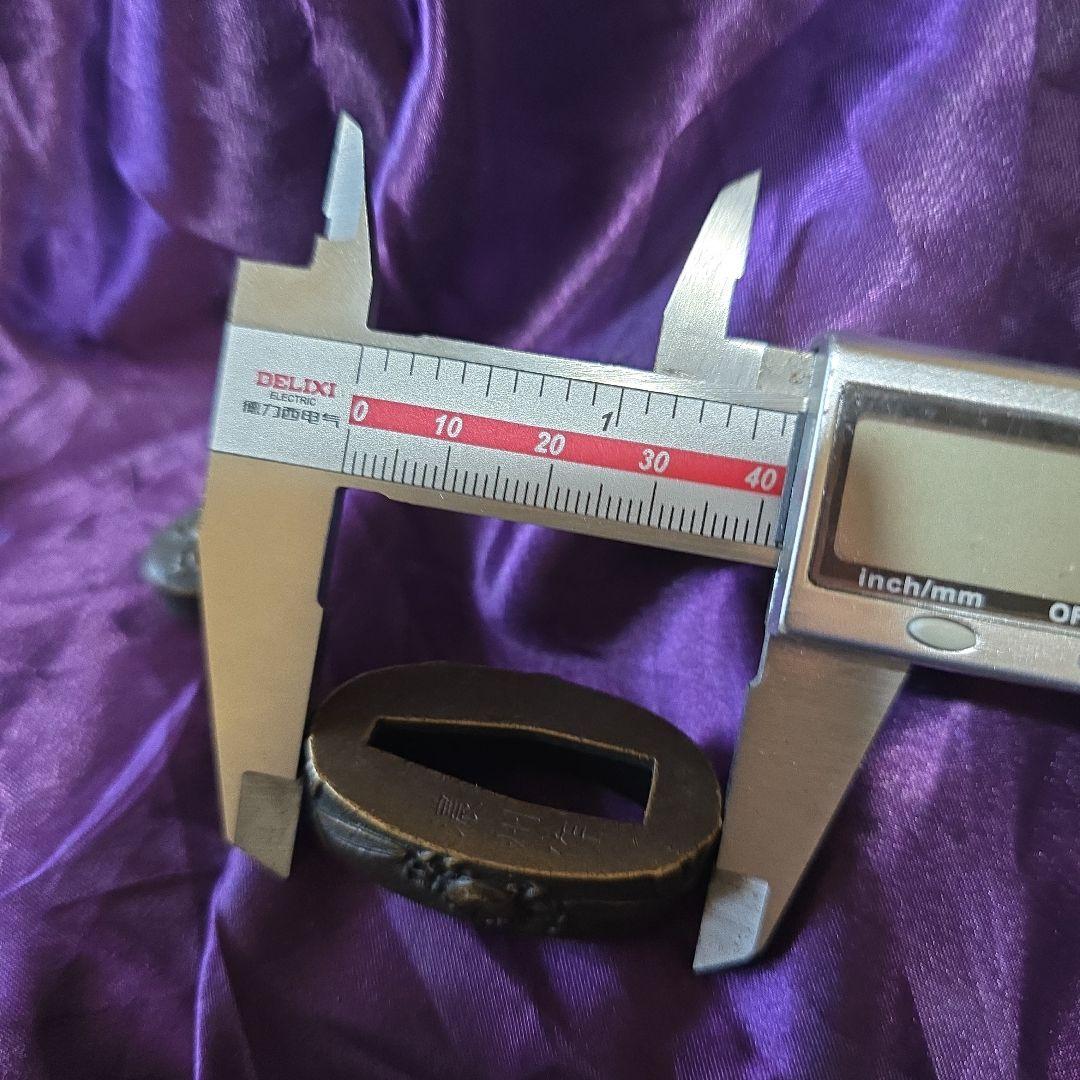 蟹と植物の彫刻 縁頭鐺三点