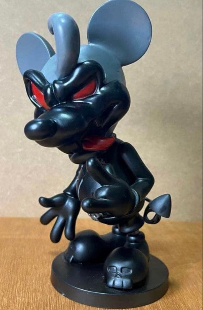 ⭕️デビルミッキー ドナルド フィギュア おもちゃ 限定品 カッコイイ 希少品