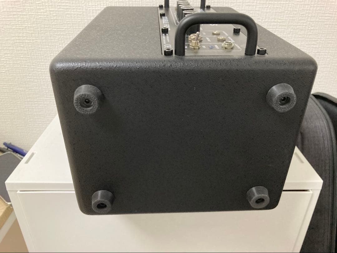 新品同様！　ベースアンプ　PHIL JONES BASS(PJB)