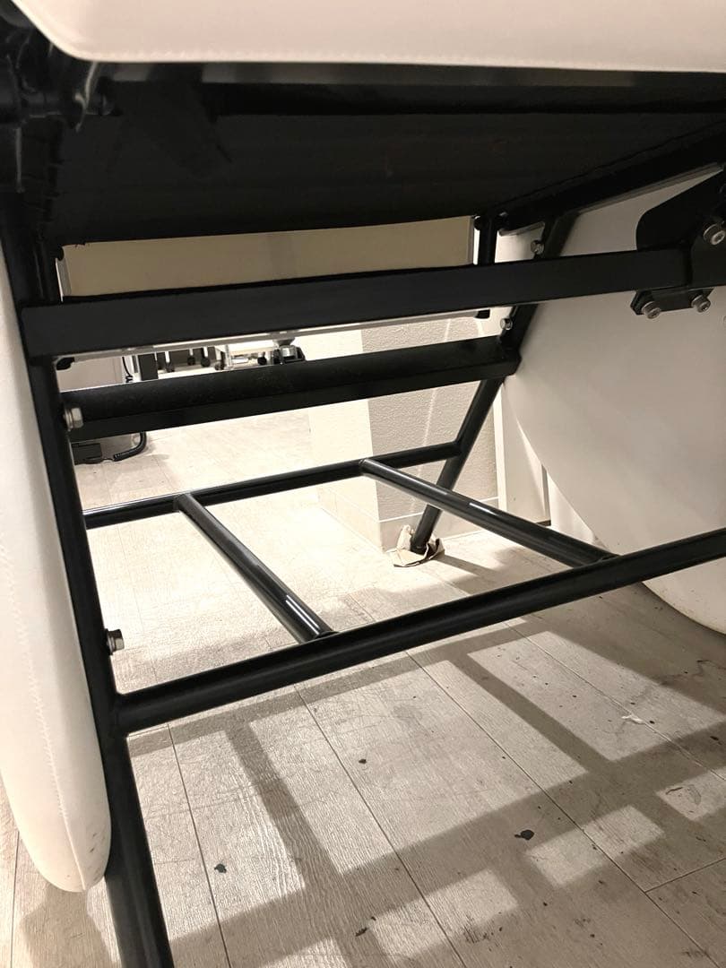 美品⭐️タカラベルモント製　アイラッシュリクライニングチェア　リーチェ　白