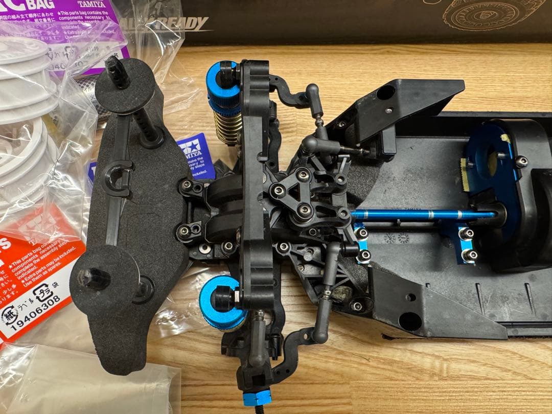 タミヤ XV02PRO 車体のみ おまけ付き