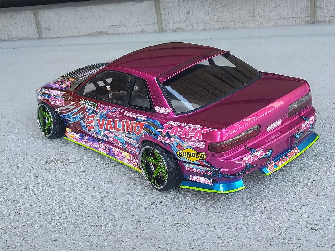 【在庫処分】アディクション　D-MAX　S13シルビア　塗装済新品ラジコンボディ