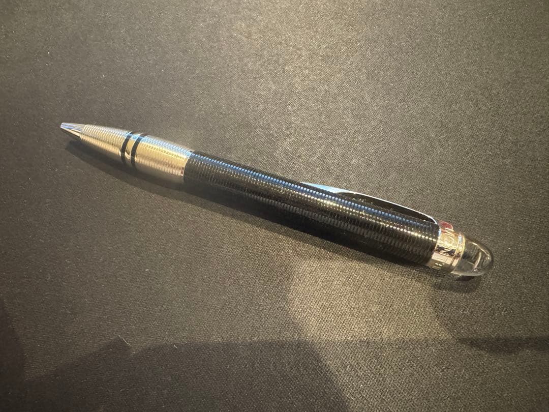 モンブラン　MONTBLANC 黒 ボールペン