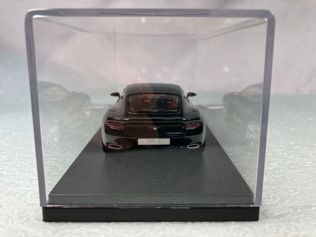 Look Smart ベントレー EXP10 スピード６コンセプト2015年