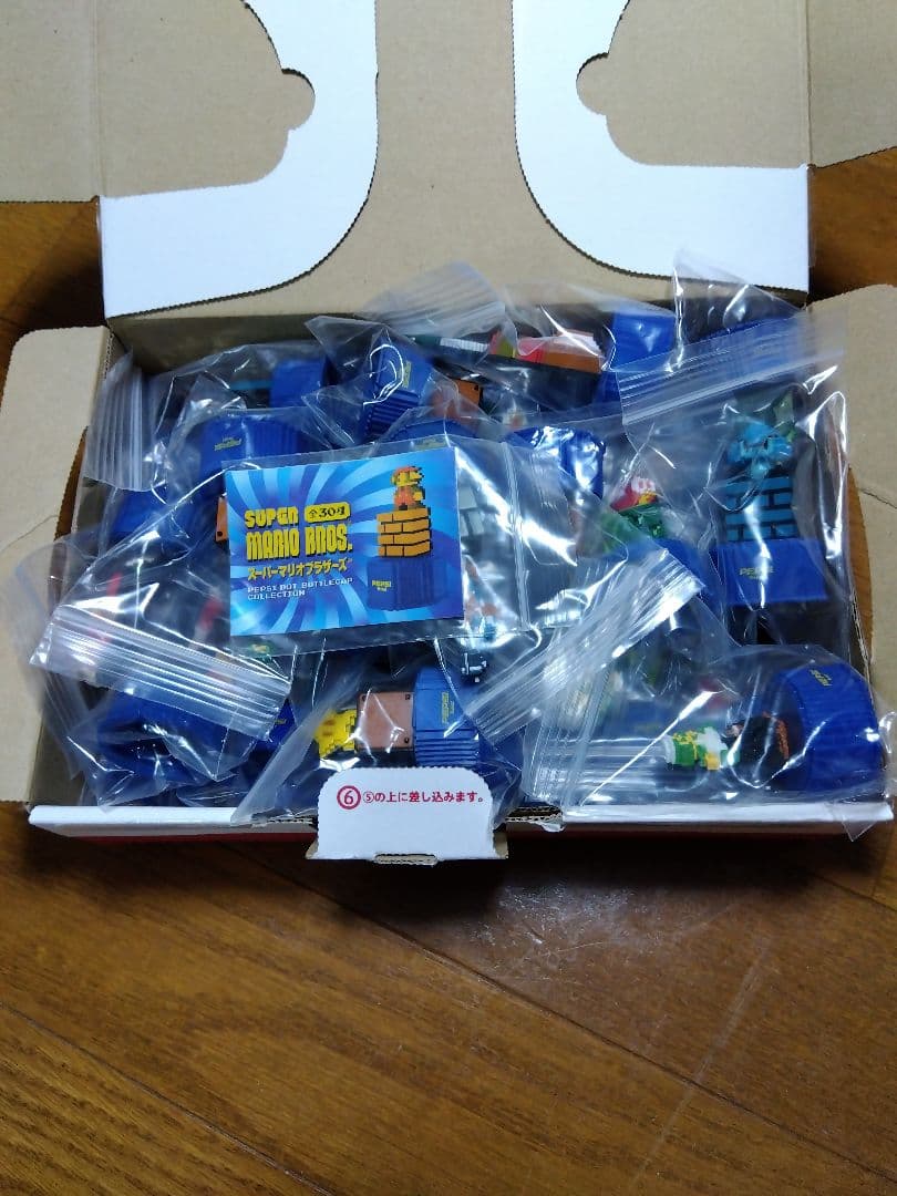 ペプシ　マリオ　ボトルキャップ　全30種　ミニブック付