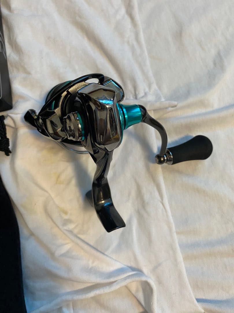 リール 21 emeraldas air lt 2500-XH