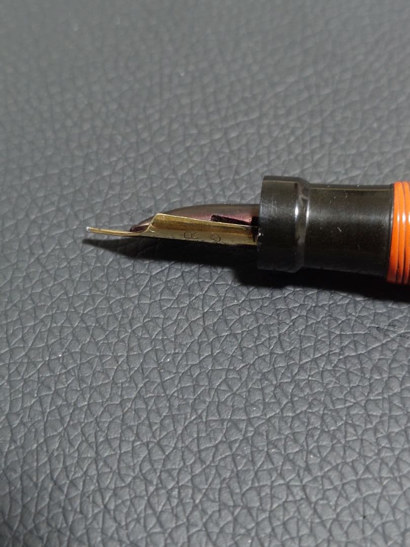 Parker Duofold シニア 万年筆 \"Big Red \"