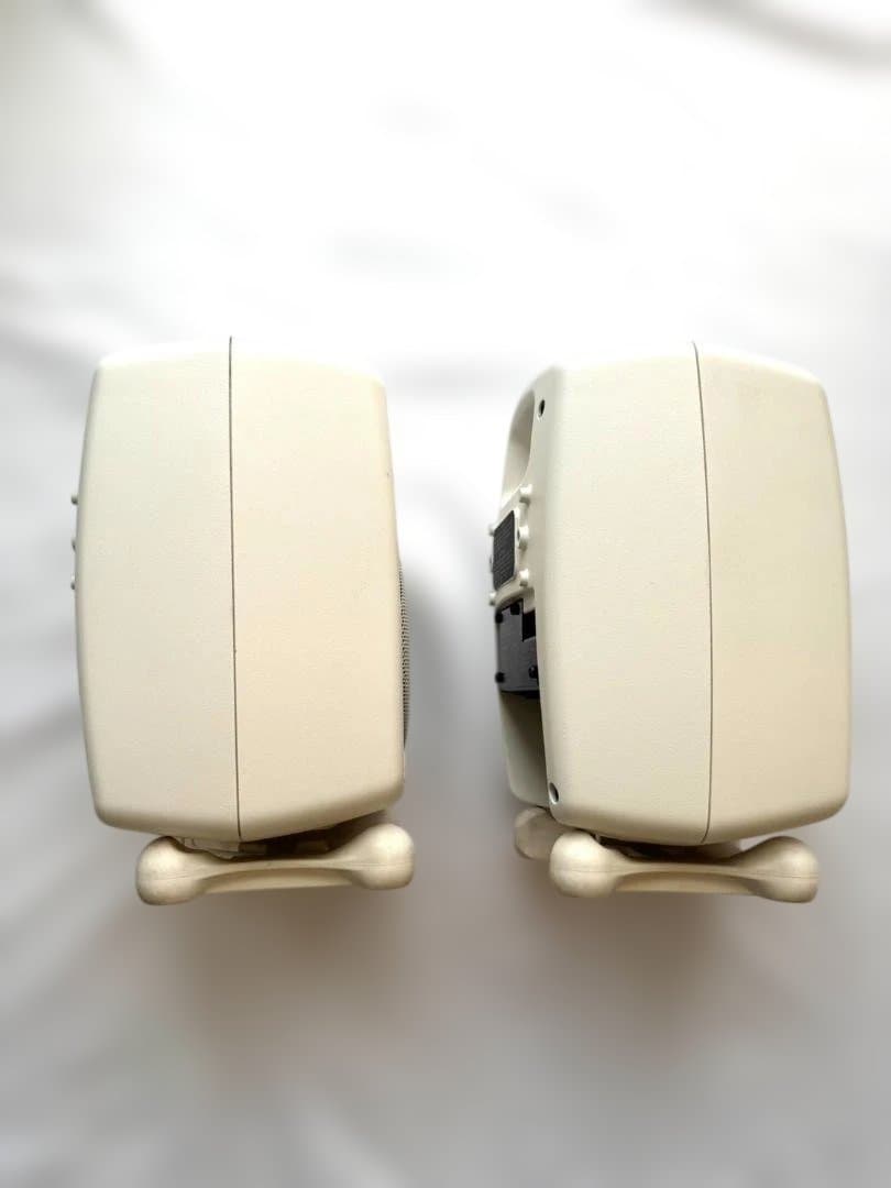 値下 GENELEC 8020B ホワイト スタジオモニタースピーカー　ペア