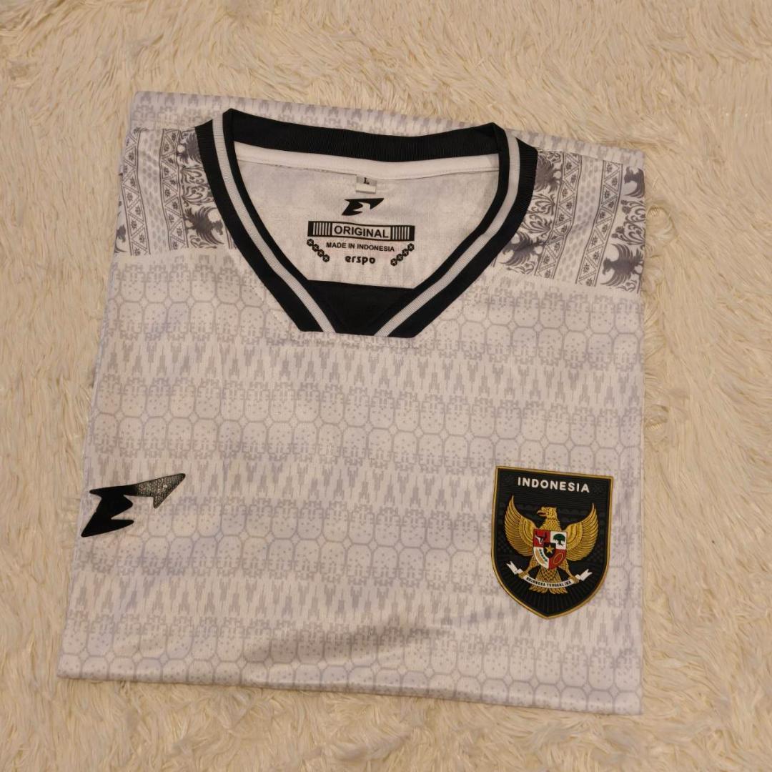 【4枚おまとめ】Indonesia ユニフォームLサイズ白3、赤1