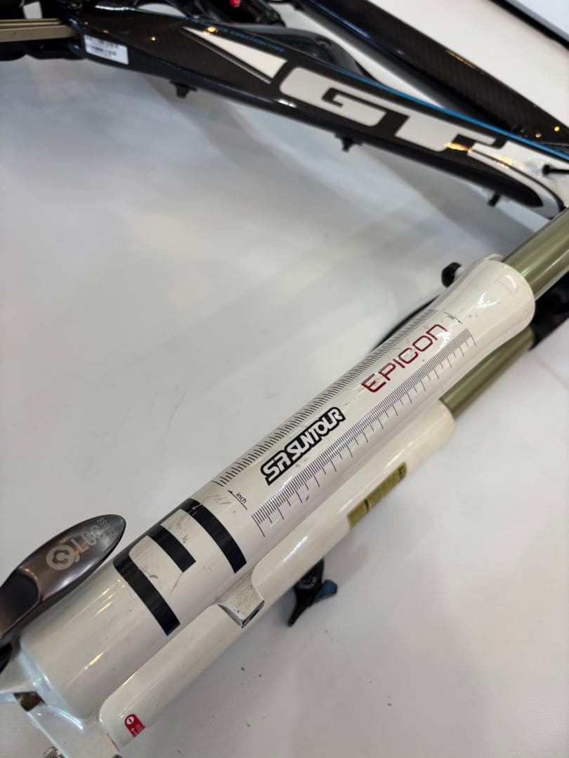 ☆GT Force Carbon sport MTBフレーム