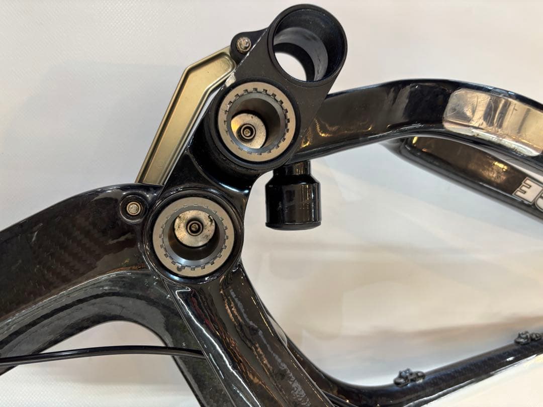 ☆GT Force Carbon sport MTBフレーム