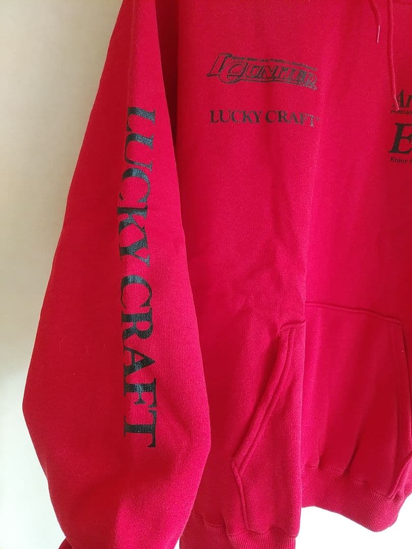 ラッキークラフト　パーカー　赤　サイズLL