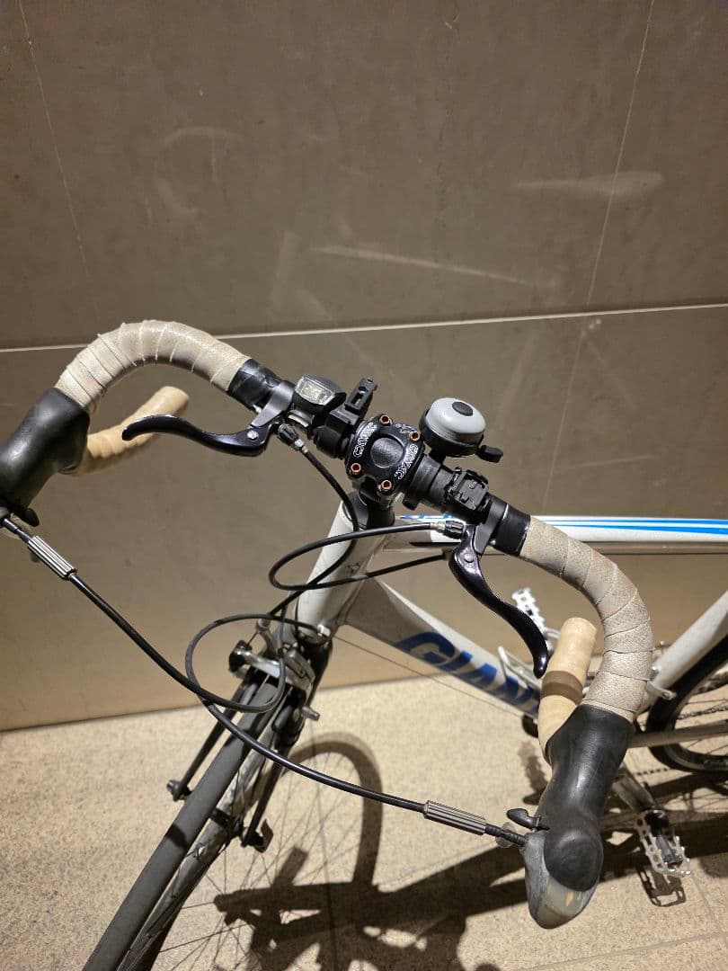 Giant ロードバイク ホワイト OCR Mサイズ