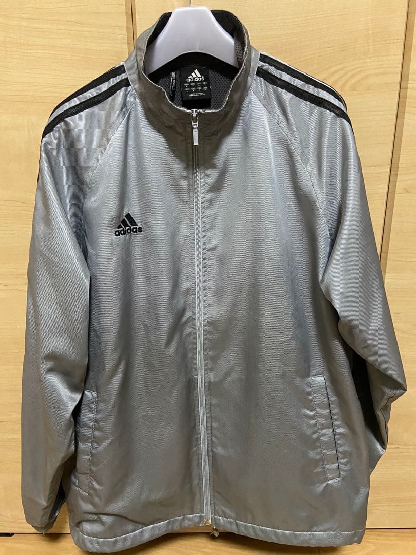 アディダス(adidas)/ウィンドブレーカー/上下セット/シルバー×黒ライン