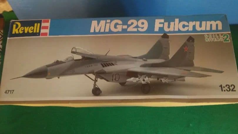 レベル1/32 MiG-29 フルクライム 1:32