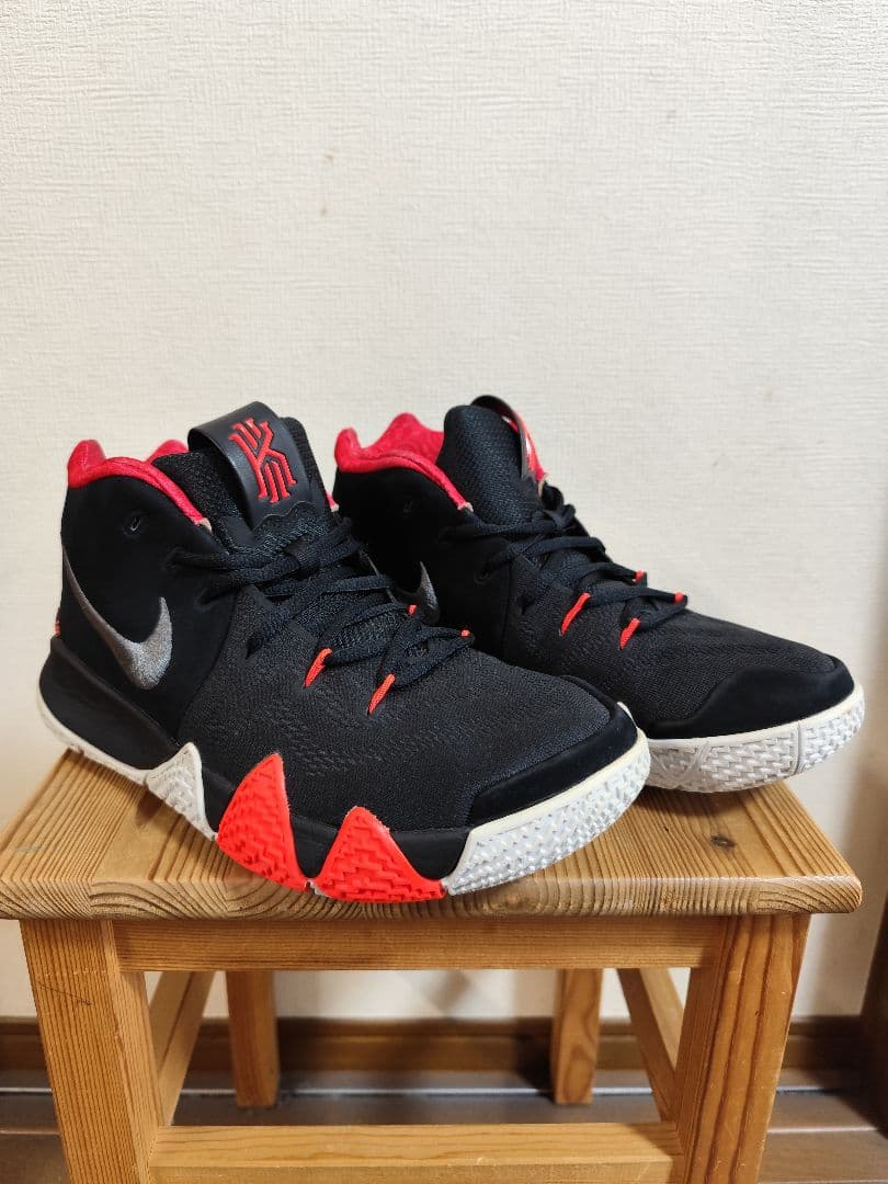 Nike Kyrie4 ナイキ カイリー4　27.5cm　カイリー・アービング