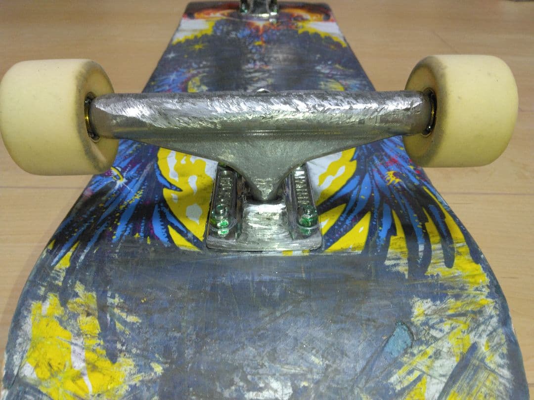 サンタクルズ VX 8.25