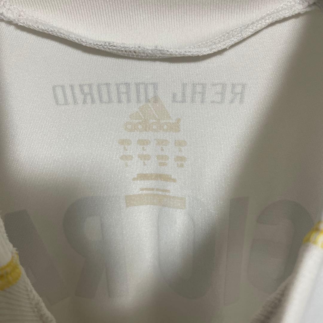 2009-2010年　レアルマドリード　サッカーシャツ　セルヒオ・ラモスサイズL