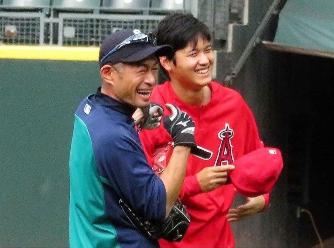 激レア世界223個限定！大谷翔平×イチロー ダブル バブルヘッド 首振り人形