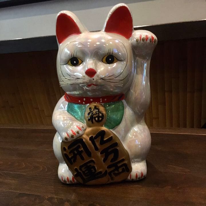 招き猫★古民家 吉祥 縁起 福寿 招福 吉兆 商売繁盛 貯金箱 骨董 粋 レトロ