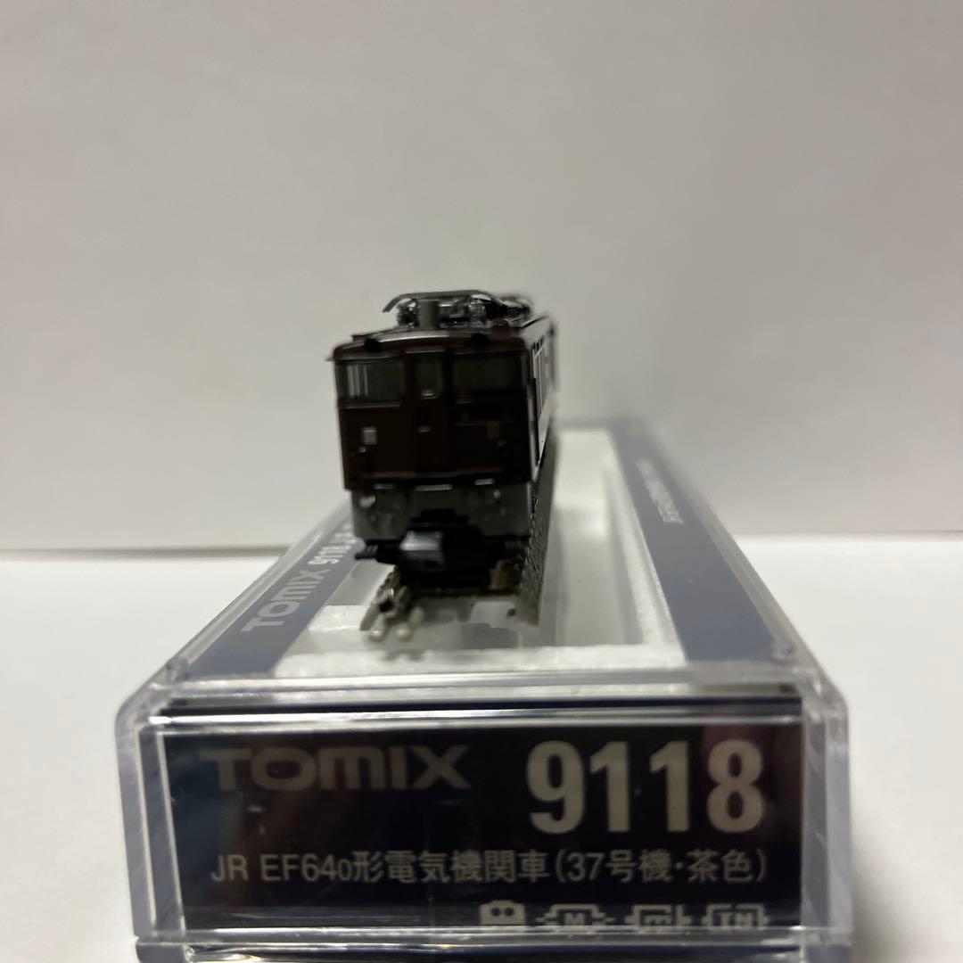 9118 EF6437号機(茶色)