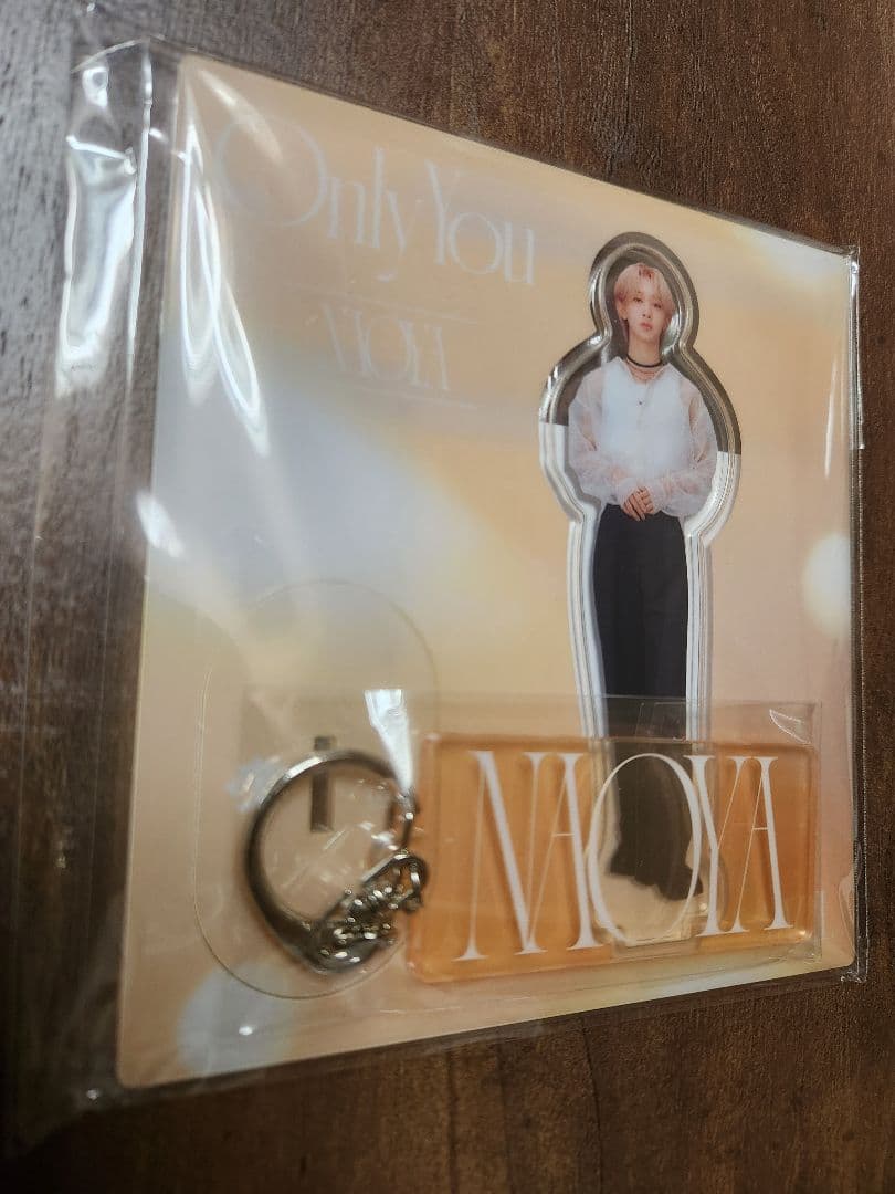 MAZZEL マーゼル　NAOYA　ナオヤ　アクスタ