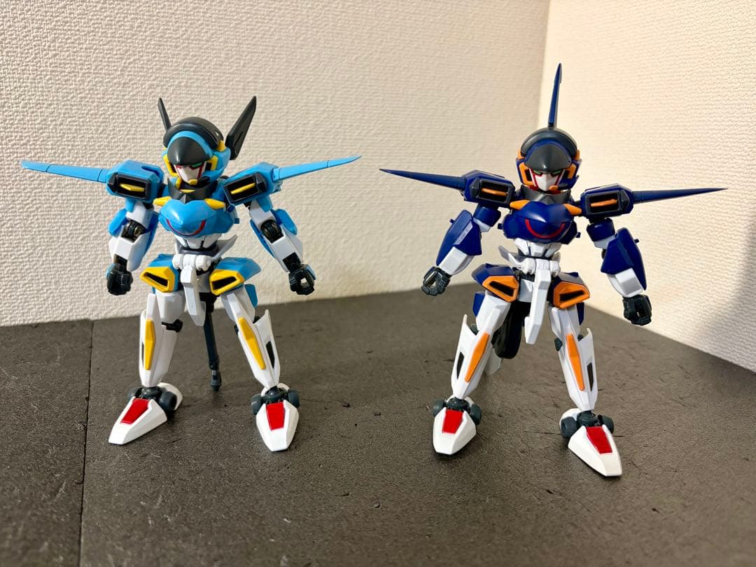 Zモード イカロス・ゼロ　イカロス・フォース　ダンボール戦機　LBX フィギュア