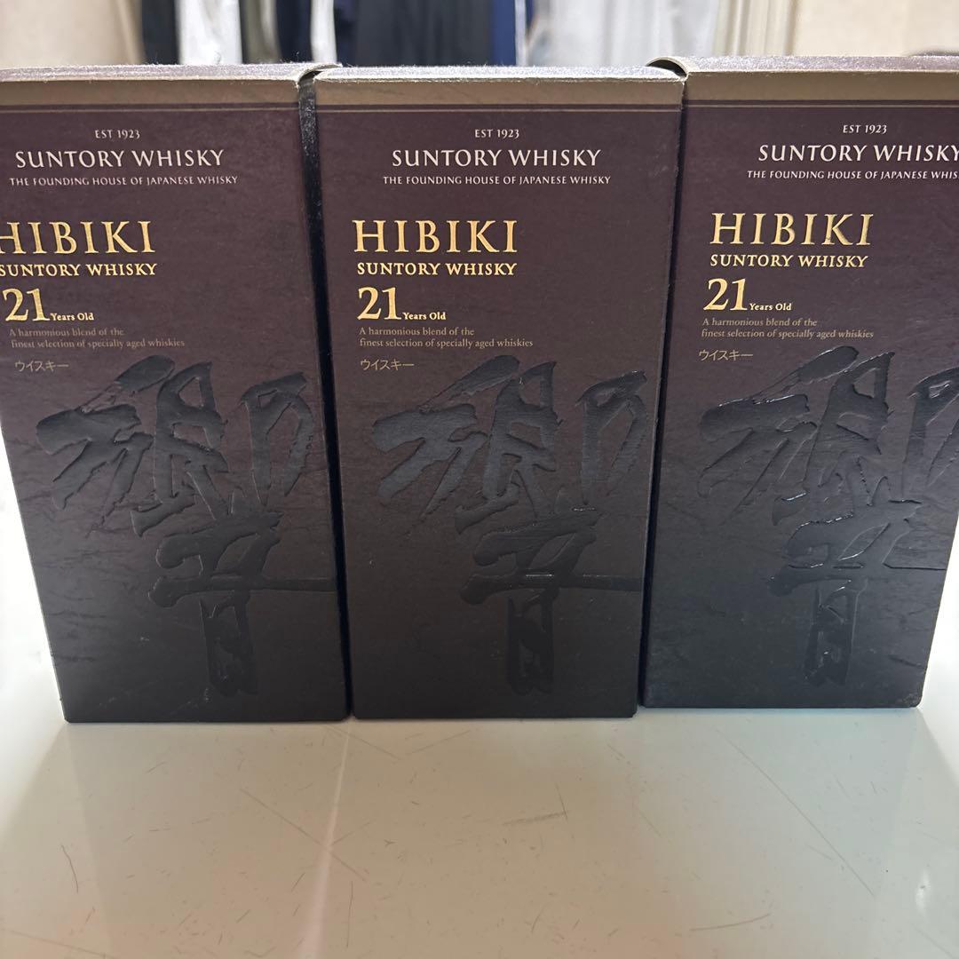 響 21年 ウイスキー 空瓶 箱付 未洗浄