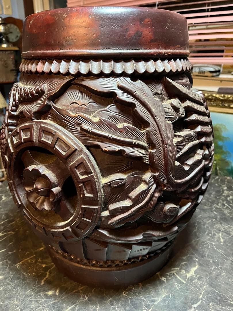 中国木彫椅子 龍 、鳳凰 、彫刻 、縁起物 、スツール マホガニー中国樽