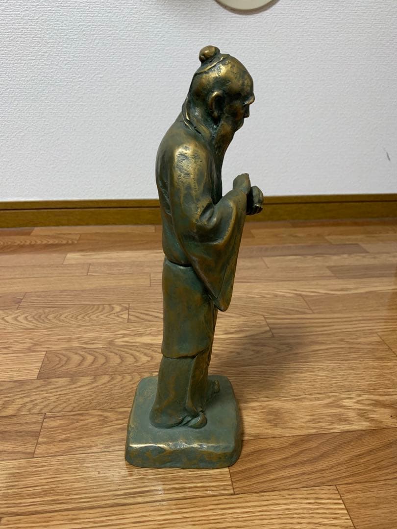 題：不老長寿　青銅製中国人物像 木箱付き 縦29cm