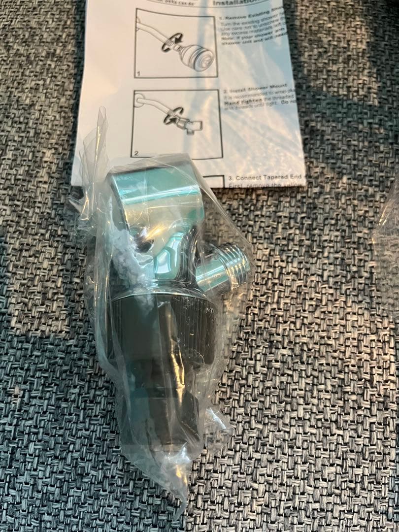 【未使用品】DELTA シャワーヘッド 7種類の設定　ロスのホームデポで購入品