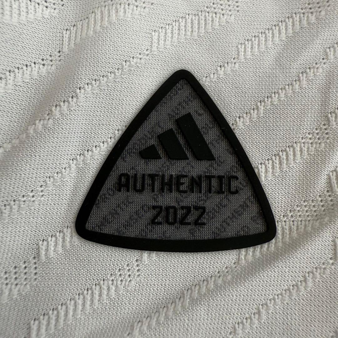 【新品未使用タグ付】adidas サッカー日本代表 ユニフォーム S 2022