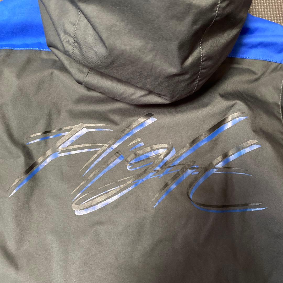 希少　NIKE ナイキ　fight スノーボードジャケット　ナイロンジャケット