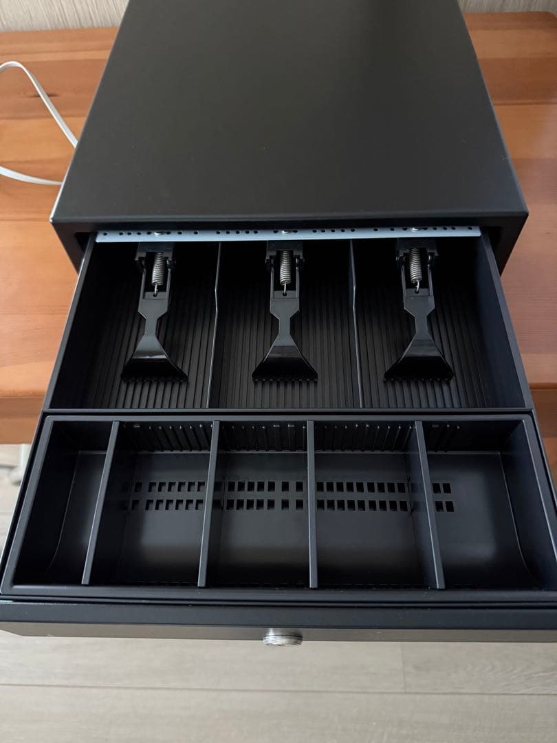 【開封のみ未使用】セイコーインスツル キャッシュドロア 黒 DRW-A01-K