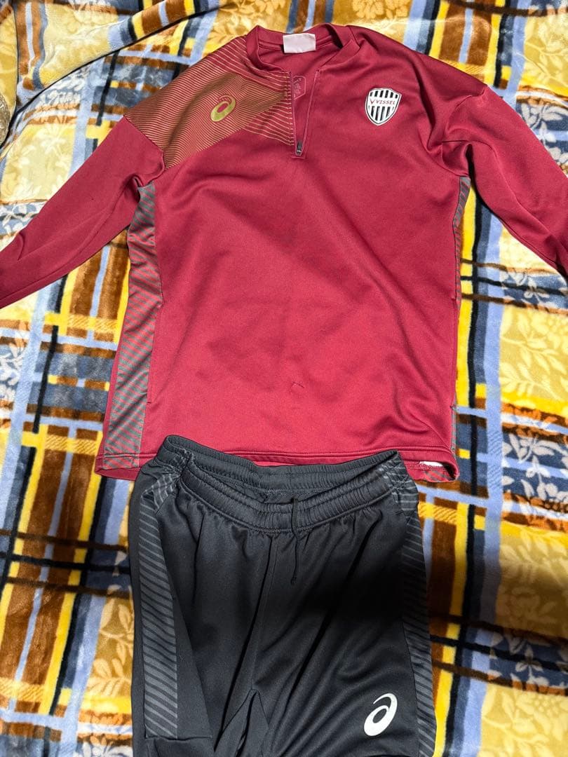 ヴィッセル神戸ハーフジップセットアップ非売品 値下げ可能