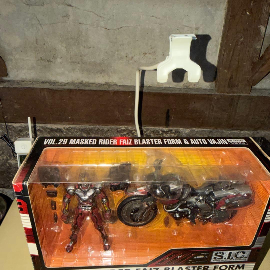 SIC仮面ライダーファイズ　ブラスターフォーム&オートバジン