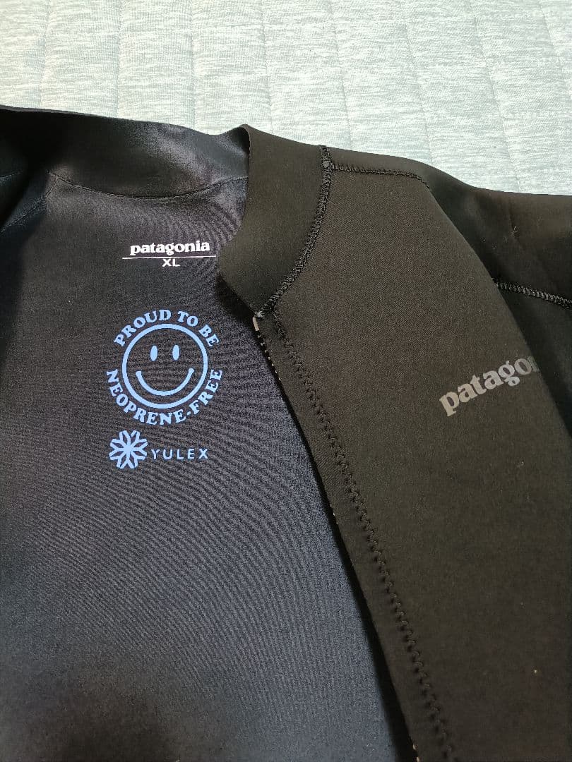 patagonia タッパー　XL