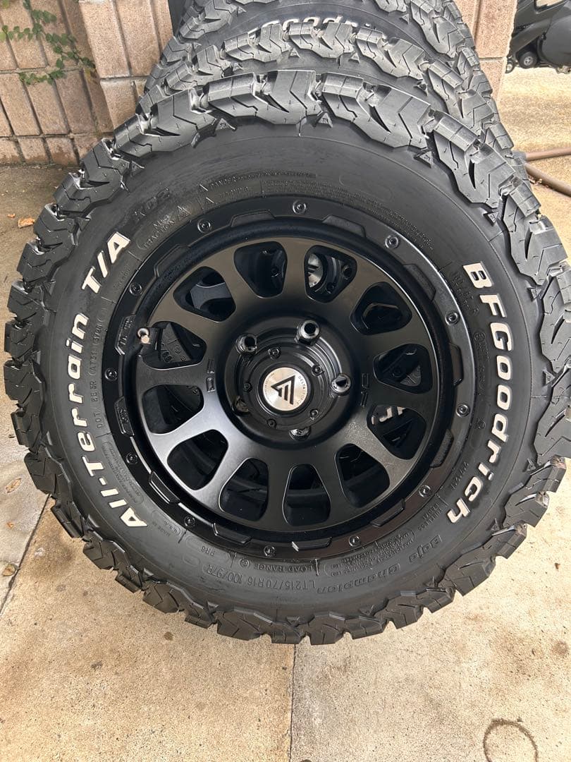 ジムニーシエラ専用デルタBFタイヤホイール5本、ホイールナット