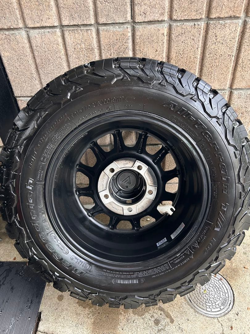 ジムニーシエラ専用デルタBFタイヤホイール5本、ホイールナット