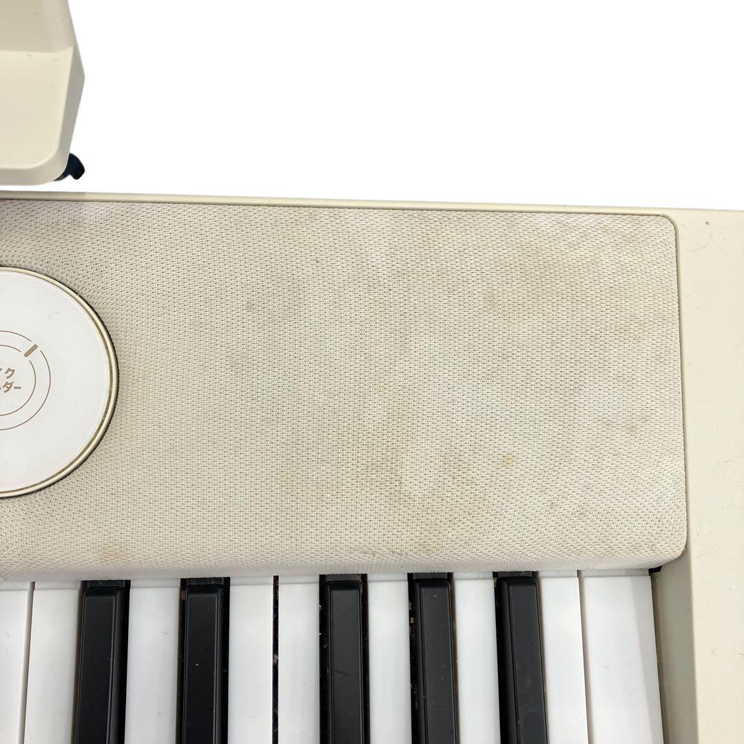 2022年製　CASIO 楽らくキーボード　光ナビゲーション　LK-526