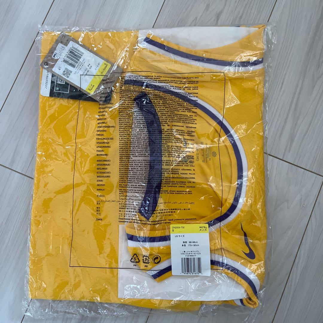Lakers ユニフォーム イエロー 28 Nike