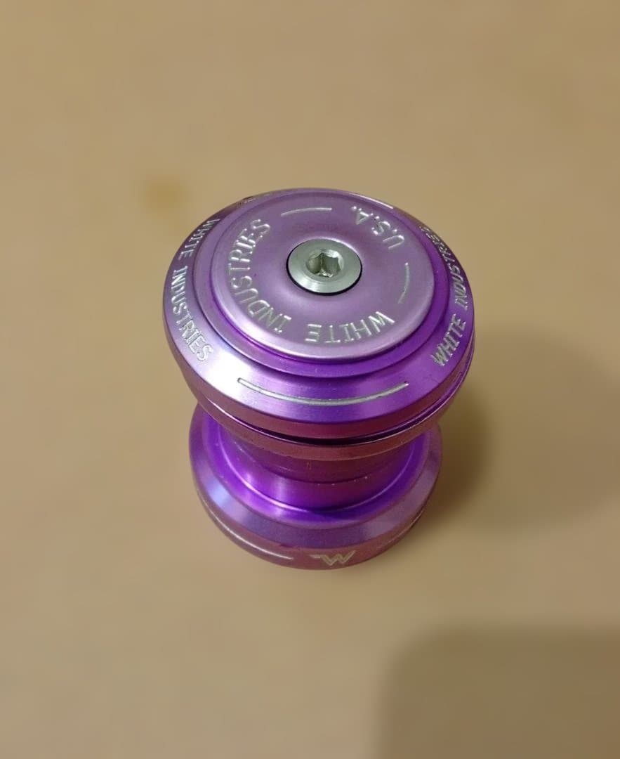 White Industries ヘッドセット 1-1/8\