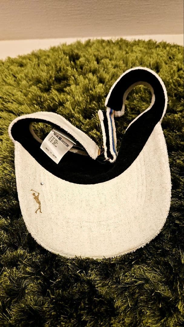 MARK&ON ホワイトバイザー