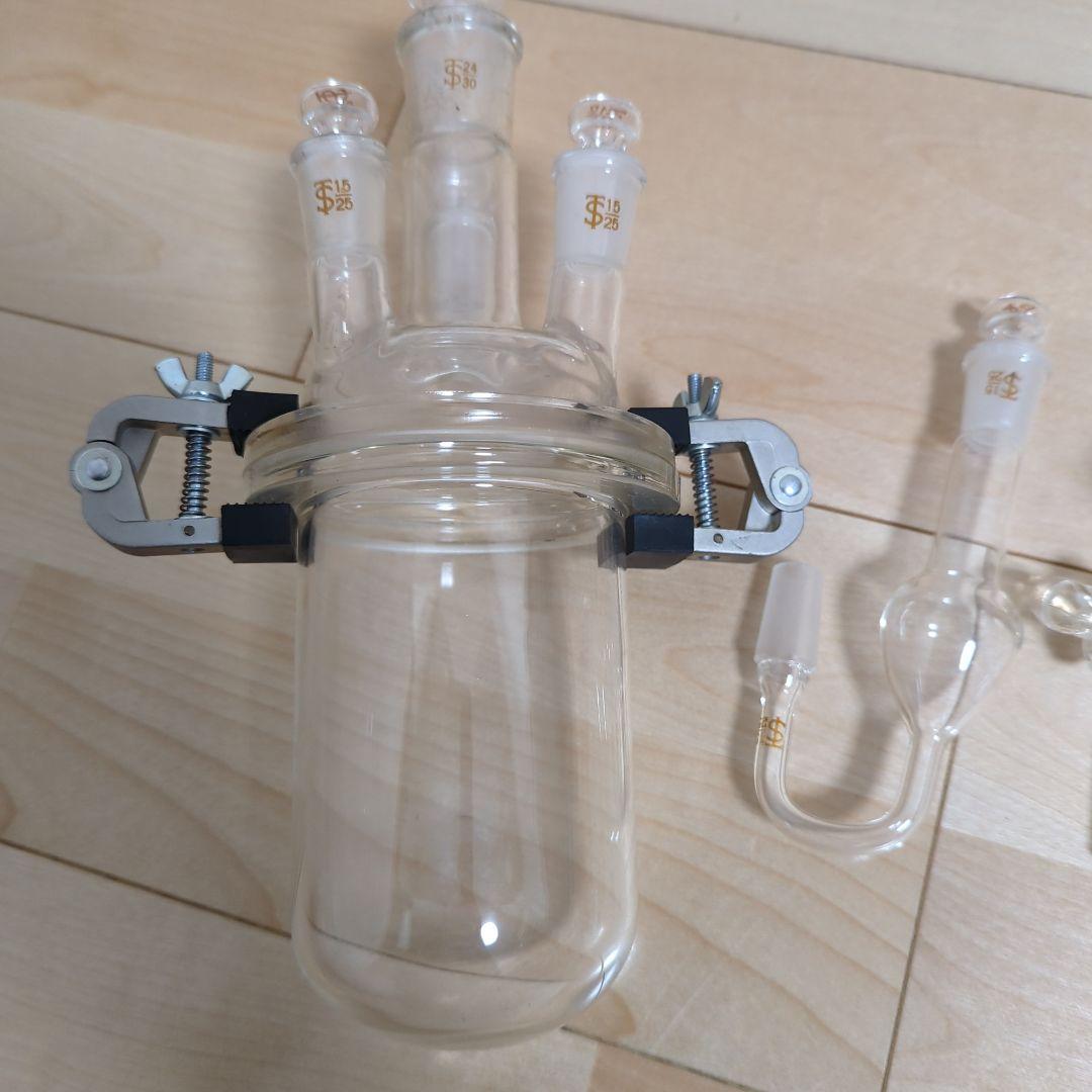 美品　化学　合成　実験　セパラブルフラスコ