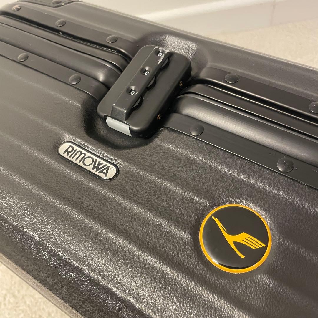 リモワ ルフトハンザ Black Classicビューティケース マットブラック